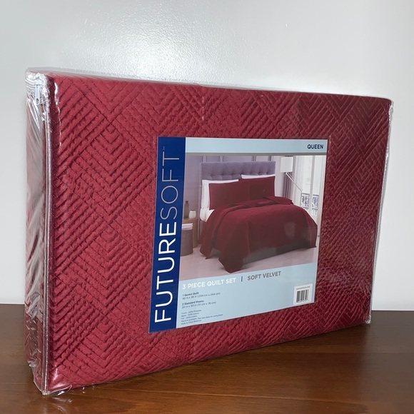 Future Soft Embroidered Velvet Queen Quilt Set 3Pc - Picture 15 of 16